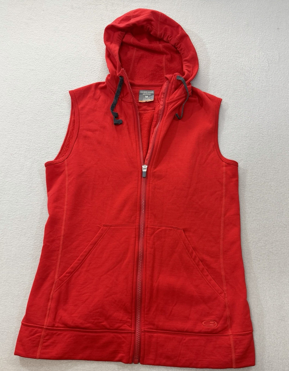 Icebreaker Merino Wool Hooded Vest Women Medium Red Full Zip Pockets Layer